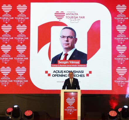 Turizm Fuarında önemli açıklama: Yeni otel yatırımlarının 800 milyon doları Antalya’da