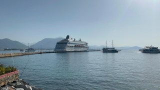 Palau Bandıralı Astoria Grande bin 336 kişiyle Alanya Limanında